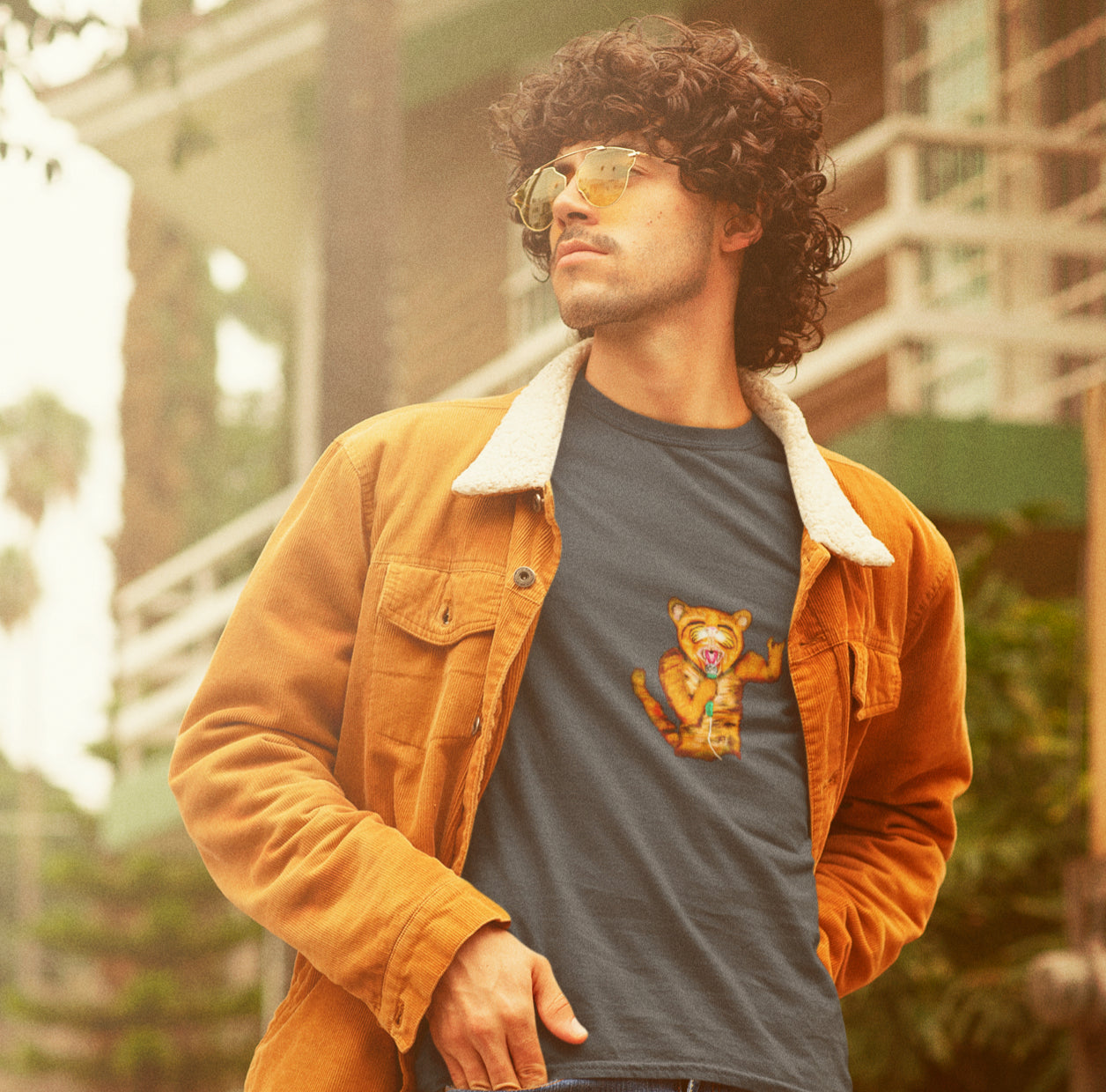 Cat singing | 100% Organic Cotton T Shirt worn by a man