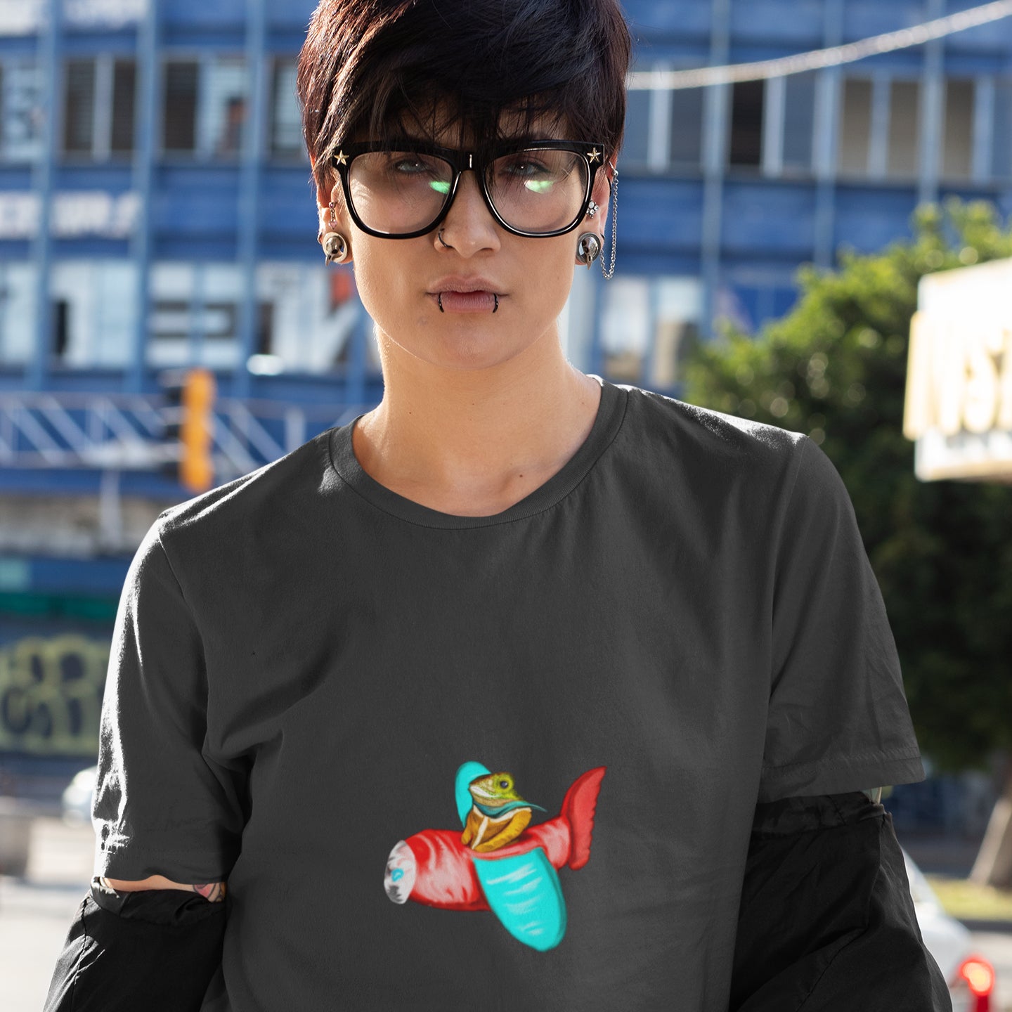 Flying Lizard | 100% Organic Cotton T Shirt worn by a woman