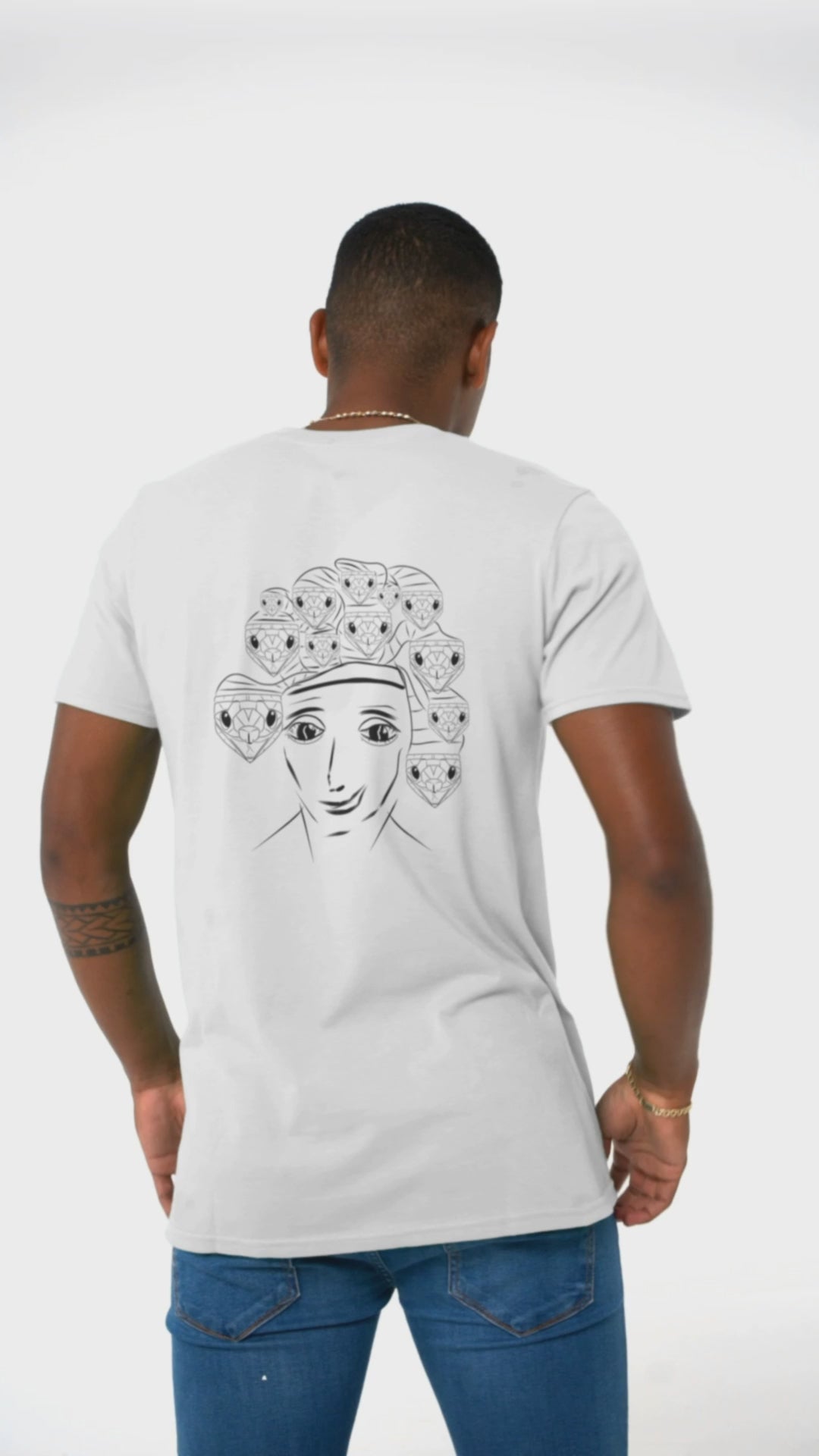 Medusa | 100% Organic Cotton T Shirt worn by a man
